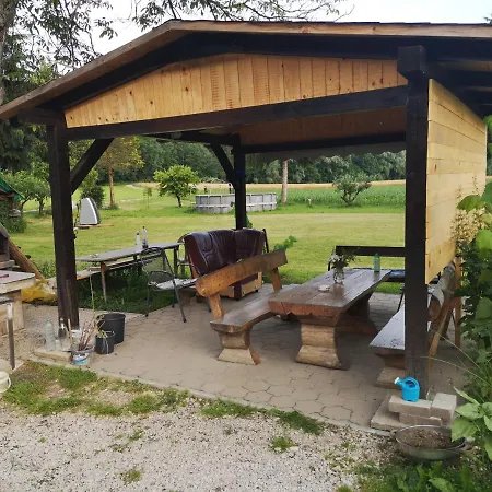 Hiska Zeleni Raj Počitniška hiša *